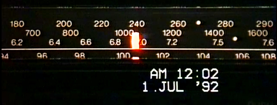 Das Radio HMK-V100 von RFT mit Mittelwelle 1044 KHz | Foto: © Jörg Wagner